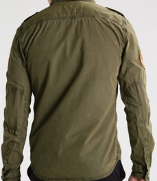 市场上装-衬衫-时尚男装衬衫