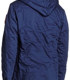 市场上装-夹克-时尚男装夹克