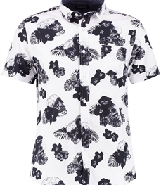 市场上装-衬衫-时尚男装衬衫