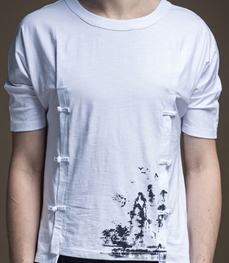 市场上装-T恤-时尚男装t恤