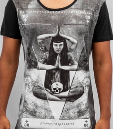 市场上装-T恤-时尚男装t恤