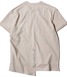 市场上装-T恤-休闲男装t恤