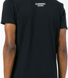 市场上装-T恤-休闲男装t恤