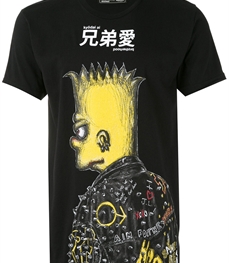 市场上装-T恤-休闲男装t恤