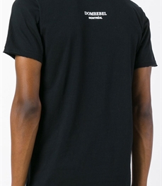 市场上装-T恤-休闲男装t恤