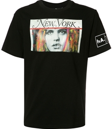 市场上装-T恤-休闲男装t恤