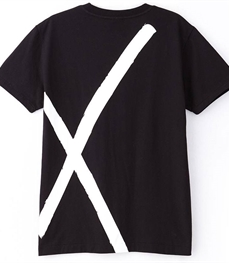 市场上装-T恤-休闲男装t恤