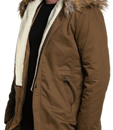 市场上装-中长外套-时尚男装中长外套