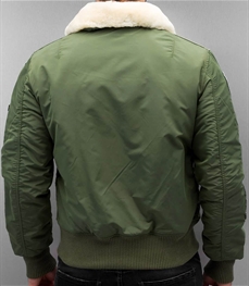 市场上装-夹克-时尚男装夹克