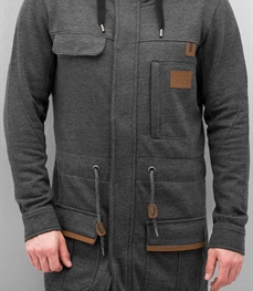 市场上装-中长外套-时尚男装中长外套