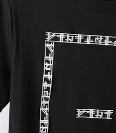 市场上装-T恤-时尚男装t恤