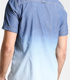 市场上装-衬衫-时尚男装衬衫