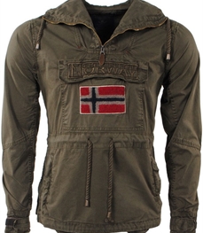 市场上装-夹克-时尚男装夹克