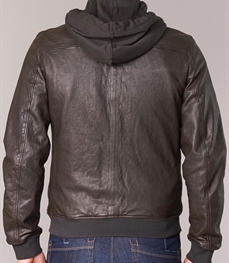 市场上装-皮衣-时尚男装皮衣