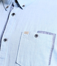 市场上装-衬衫-时尚男装衬衫