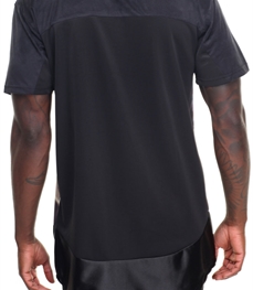 市场上装-T恤-时尚男装t恤