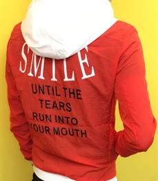 市场上装-夹克-时尚男装夹克