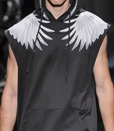 市场上装-T恤-休闲男装t恤