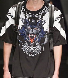 市场上装-T恤-休闲男装t恤