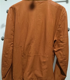 市场上装-皮衣-休闲男装皮衣