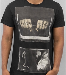 市场上装-T恤-时尚男装t恤