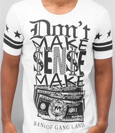 市场上装-T恤-时尚男装t恤