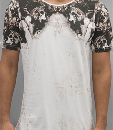 市场上装-T恤-时尚男装t恤