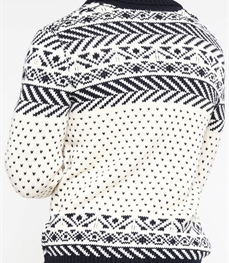 市场上装-毛衫-时尚男装毛衫