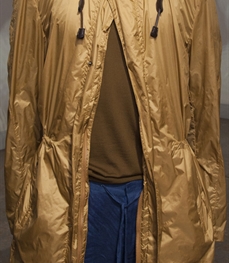 市场上装-大衣-时尚商务大衣