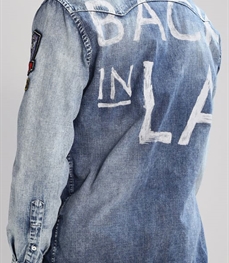 市场上装-衬衫-时尚男装衬衫