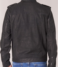 市场上装-皮衣-时尚男装皮衣