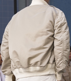 市场上装-夹克-休闲男装夹克