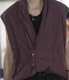 市场上装-马夹-休闲男装马甲