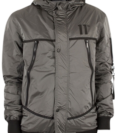 市场上装-夹克-时尚男装夹克