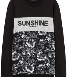 市场上装-卫衣-时尚男装卫衣