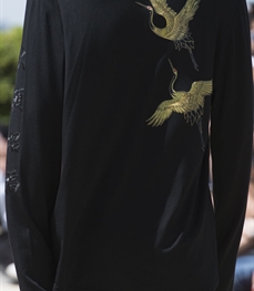 市场上装-T恤-休闲男装t恤