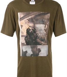 市场上装-T恤-休闲男装t恤