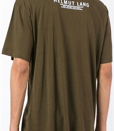 市场上装-T恤-休闲男装t恤