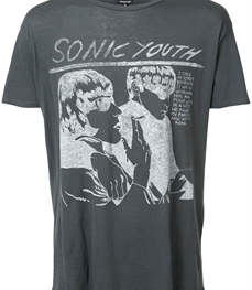 市场上装-T恤-休闲男装t恤