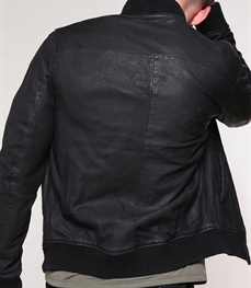 市场上装-皮衣-休闲男装皮衣