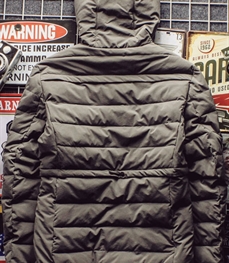 市场上装-棉衣/羽绒服-休闲男装棉服