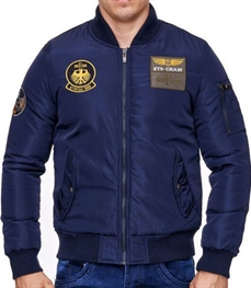 市场上装-夹克-时尚男装夹克