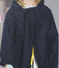 市场上装-大衣-时尚商务大衣