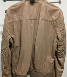 市场上装-皮衣-休闲男装皮衣