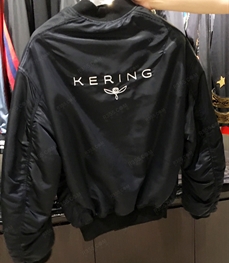 市场上装-夹克-（实拍）时尚男装夹克