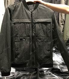 市场上装-夹克-（实拍）时尚男装夹克