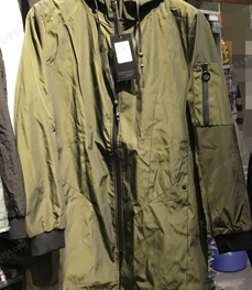 市场上装-中长外套-（实拍）时尚男装中长外套