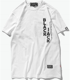 市场上装-T恤-休闲男装t恤