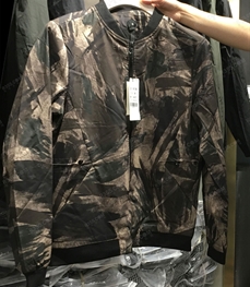 市场上装-夹克-（实拍）时尚男装夹克