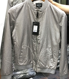 市场上装-夹克-（实拍）时尚男装夹克